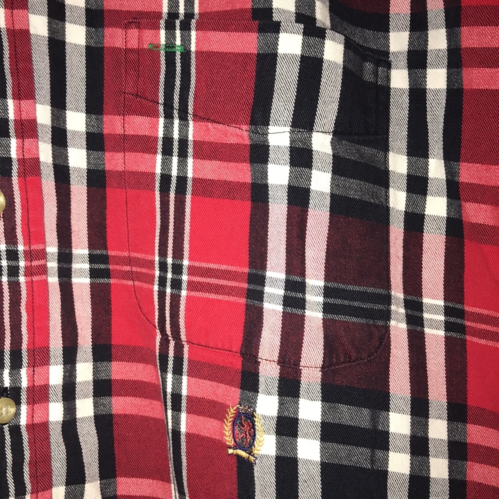 Vintage Tommy Hilfiger Red & Black Plaid Shadow Check Button Down Flannel Shirt - Picture 5 of 12